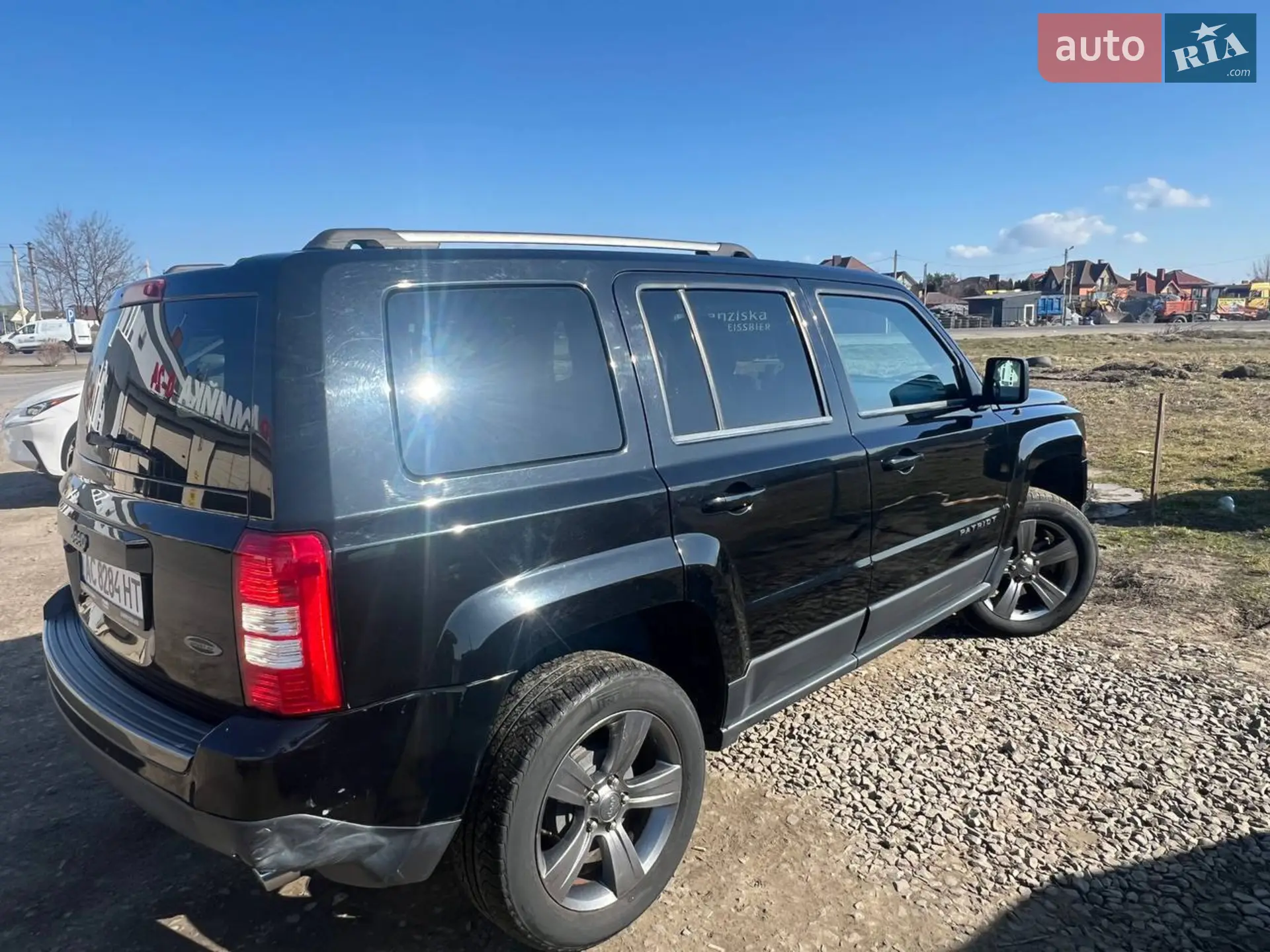 2015 Jeep Liberty (Patriot) - мініатюра 4