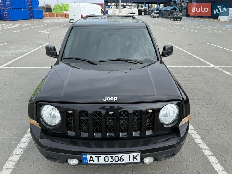 Внедорожник / Кроссовер Jeep Patriot 2015 в Ивано-Франковске