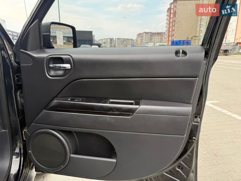 Внедорожник / Кроссовер Jeep Patriot 2015 в Ивано-Франковске