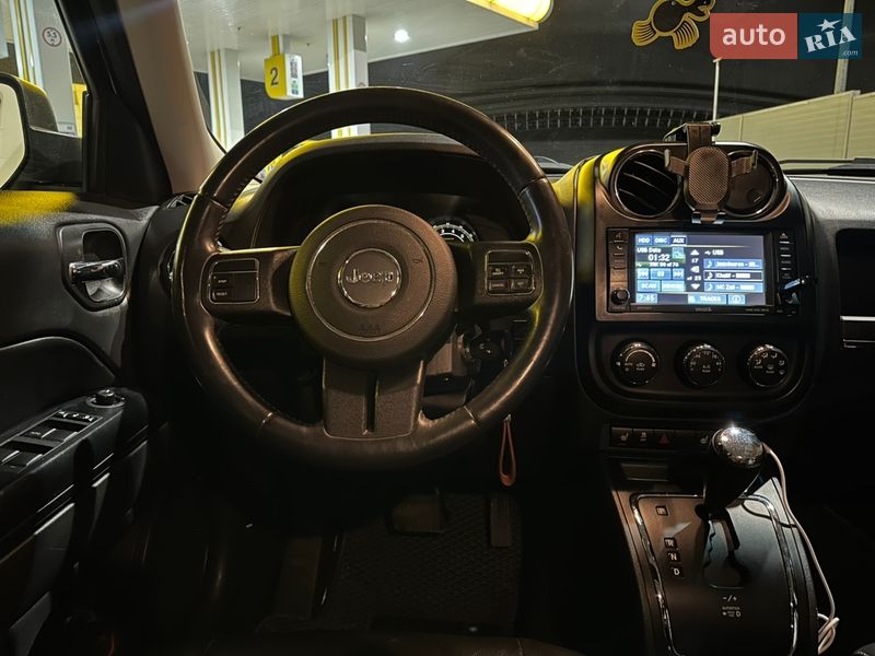 Позашляховик / Кросовер Jeep Patriot 2015 в Переяславі