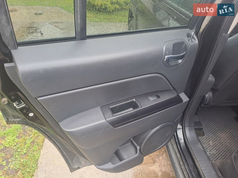 Внедорожник / Кроссовер Jeep Patriot 2016 в Добромиле