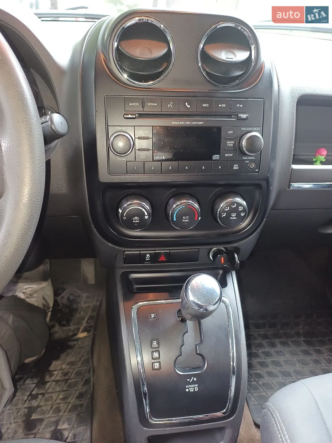 2013 Jeep Liberty (Patriot) - мініатюра 14