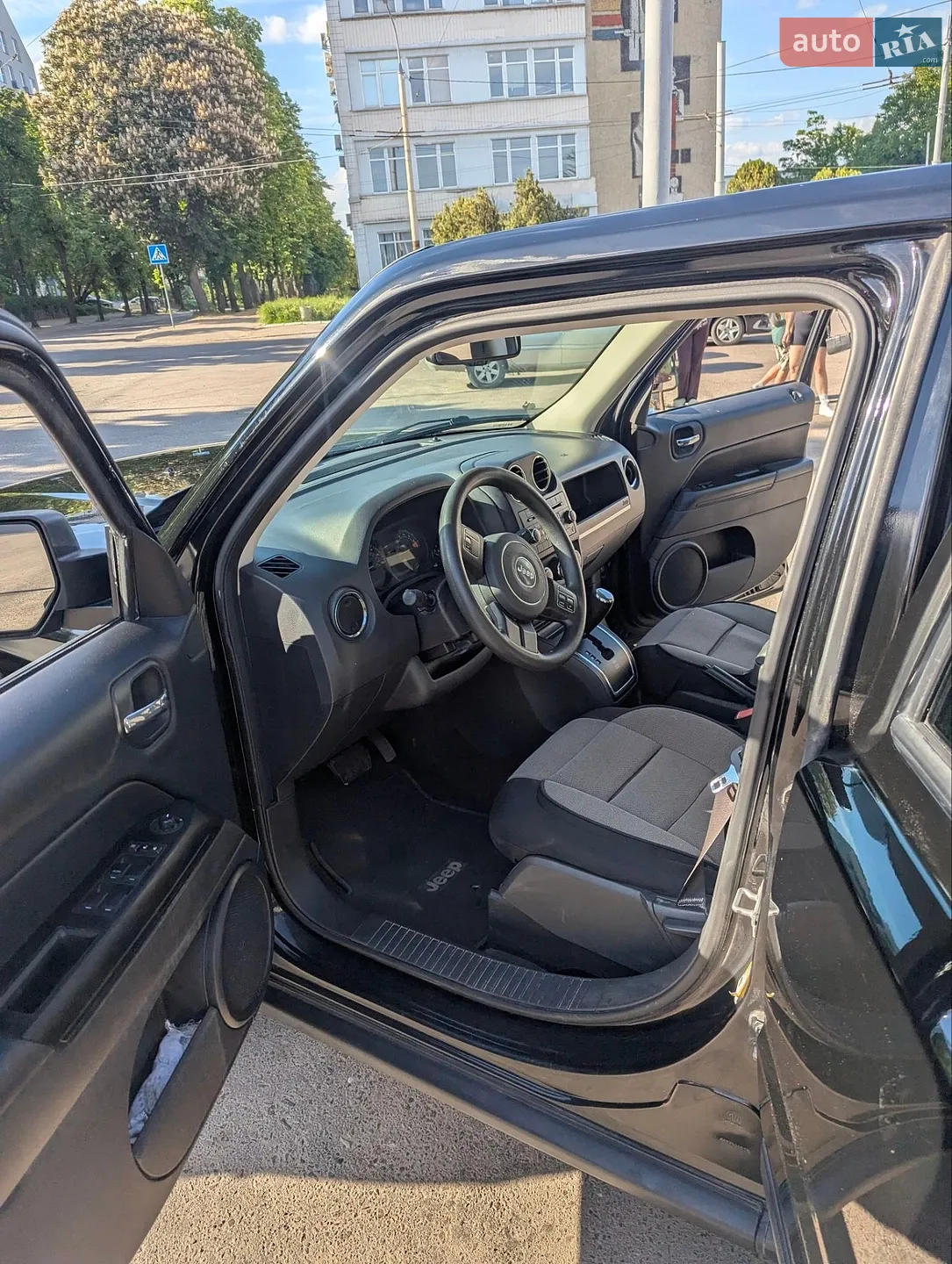 2015 Jeep Liberty (Patriot) - мініатюра 7