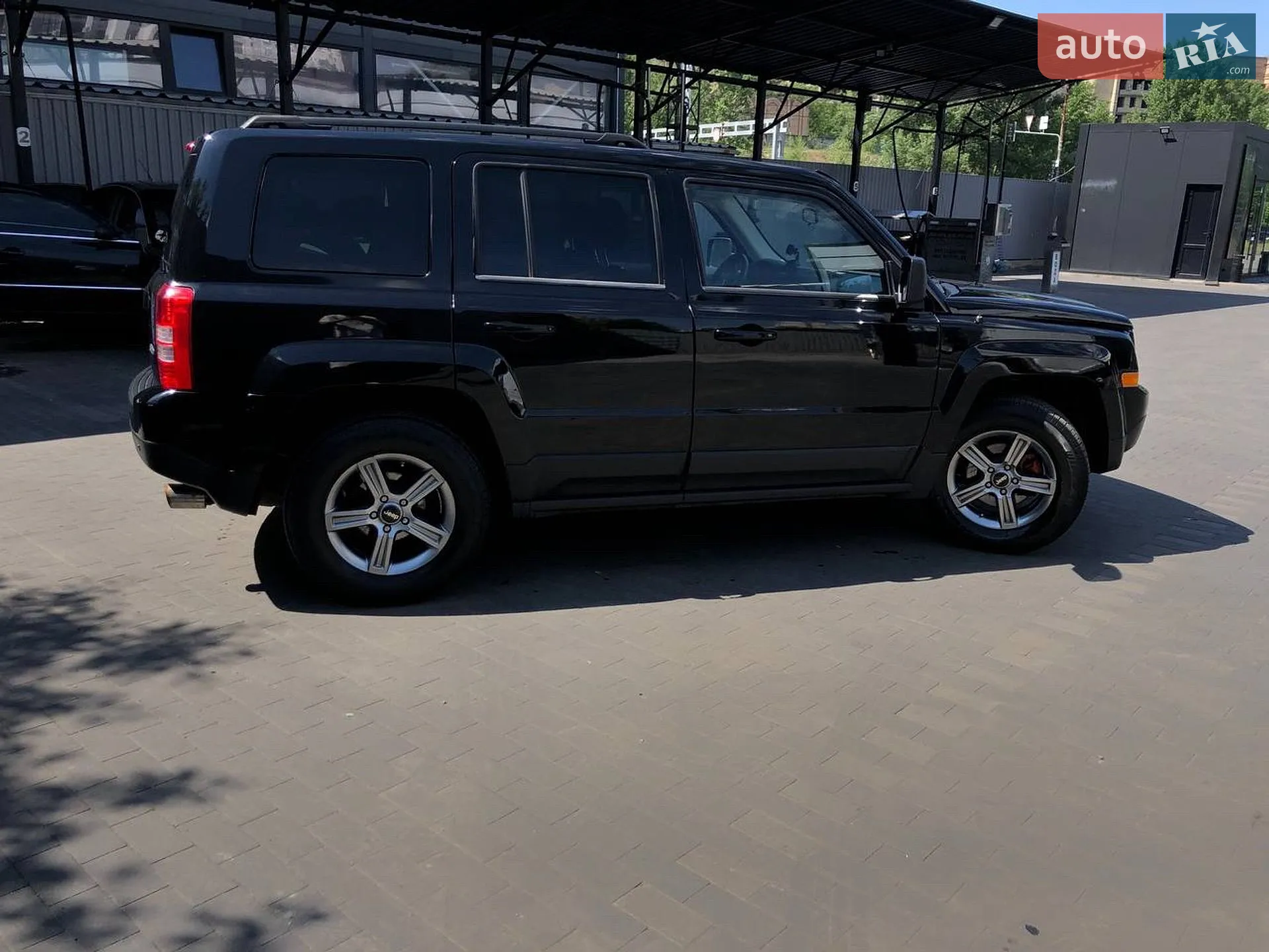 2013 Jeep Liberty (Patriot) - мініатюра 2