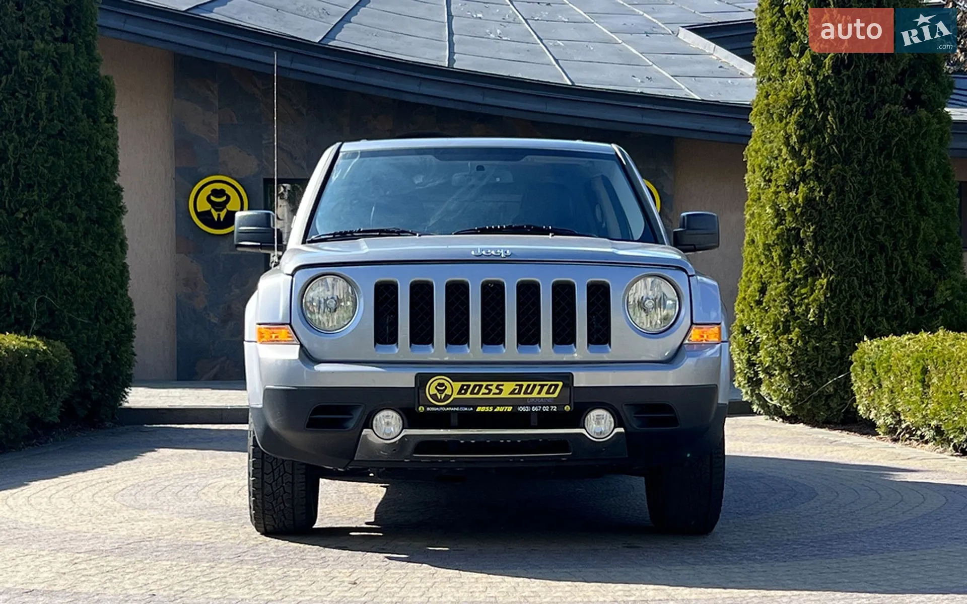 2015 Jeep Liberty (Patriot) - мініатюра 2