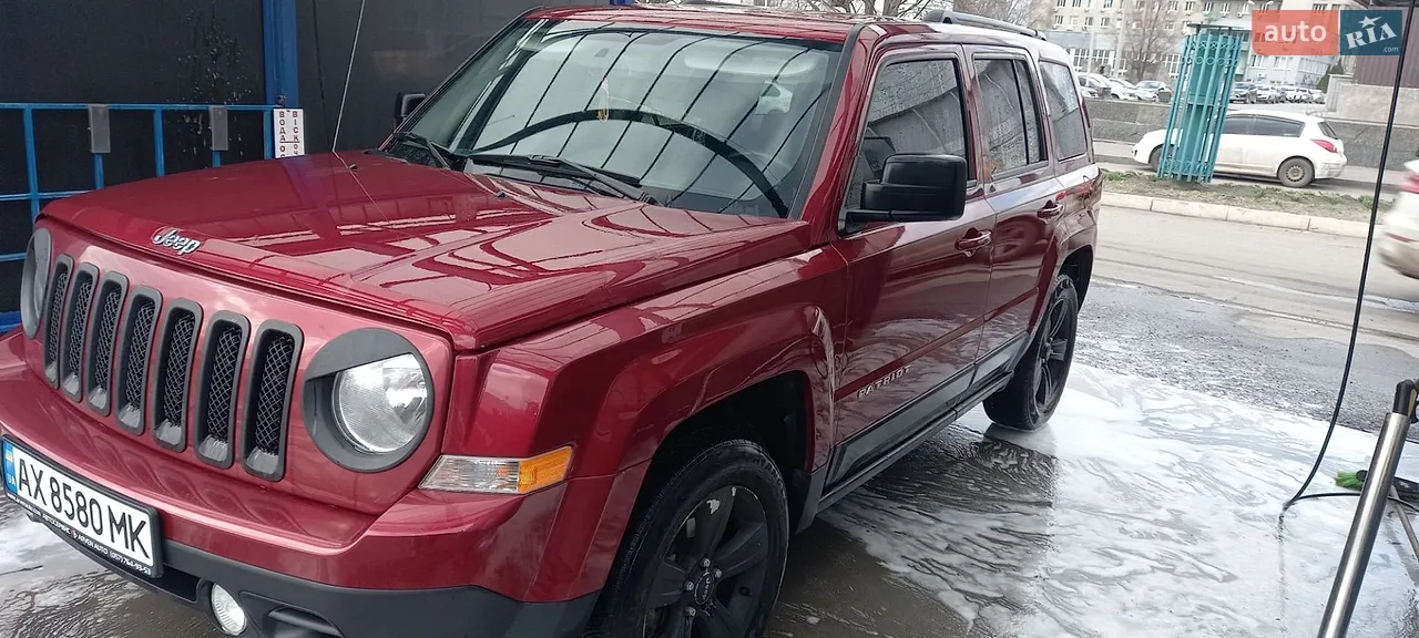 2016 Jeep Liberty (Patriot) - мініатюра 24