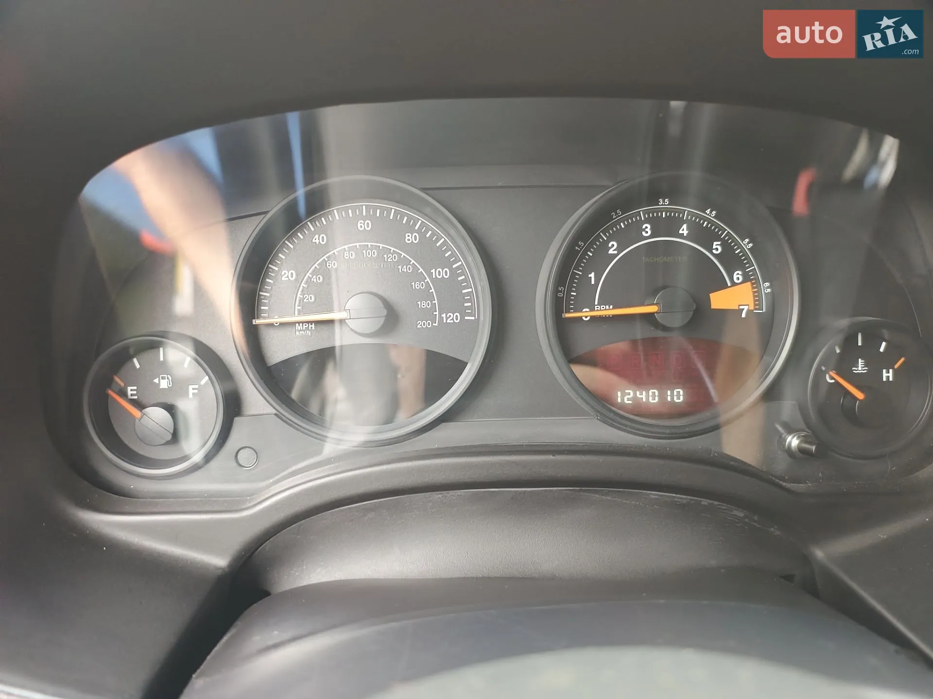 2016 Jeep Liberty (Patriot) - мініатюра 23
