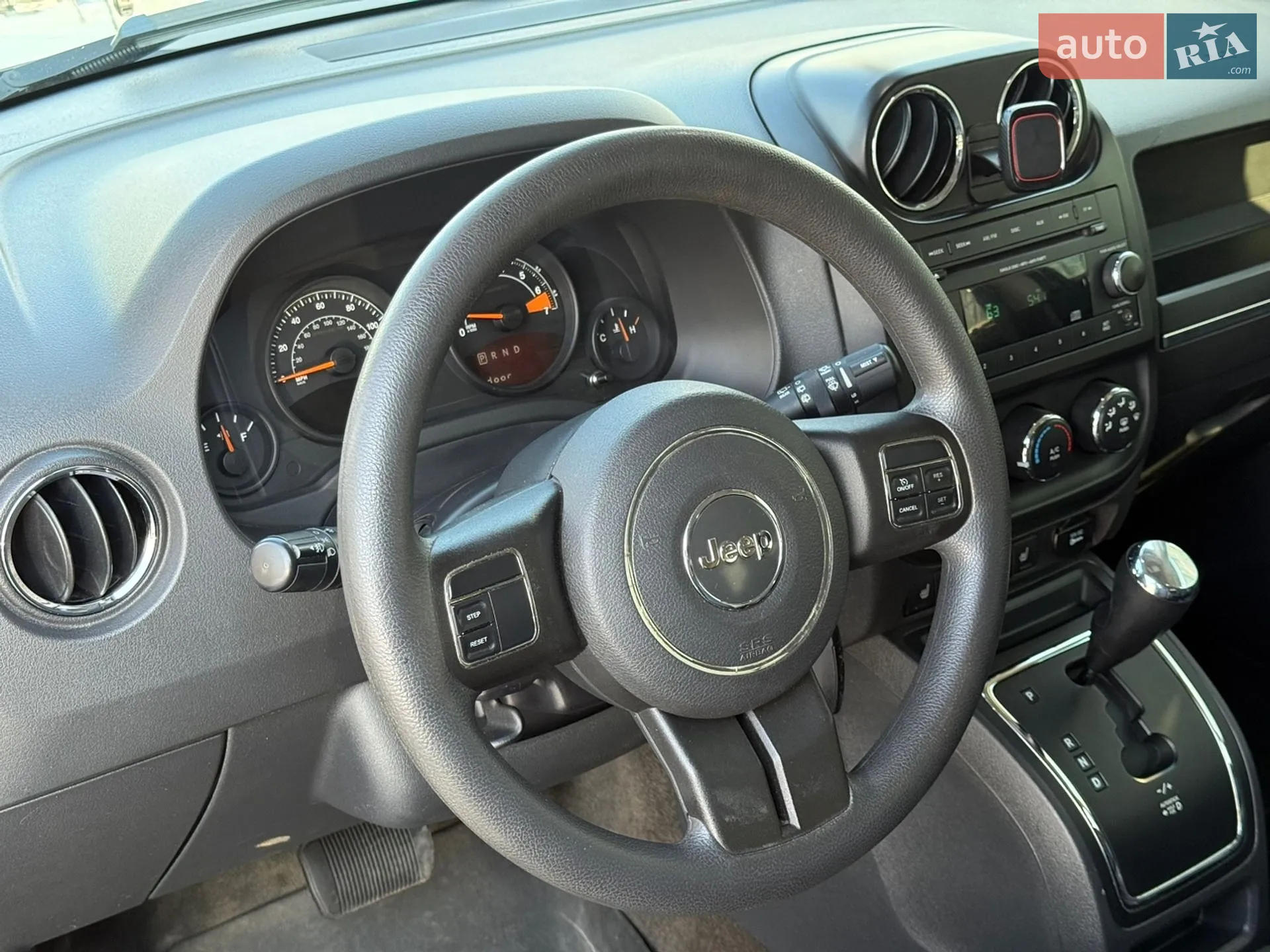 2013 Jeep Liberty (Patriot) - мініатюра 28
