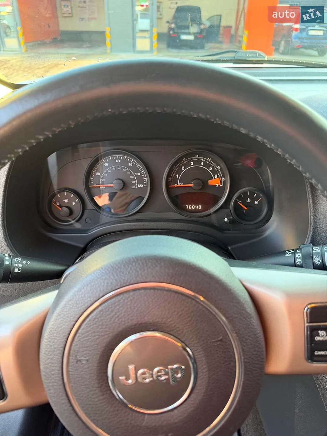 2016 Jeep Liberty (Patriot) - мініатюра 11