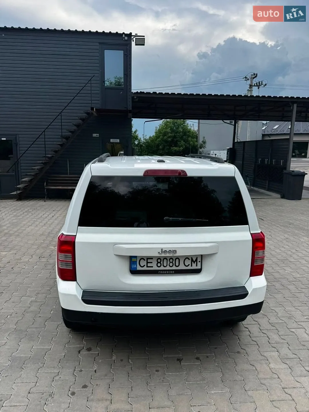 2015 Jeep Liberty (Patriot) - мініатюра 18