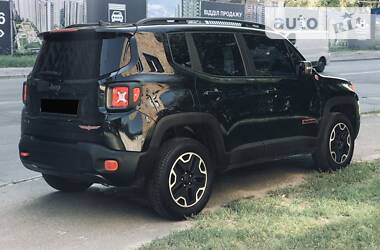 Внедорожник / Кроссовер Jeep Renegade 2017 в 