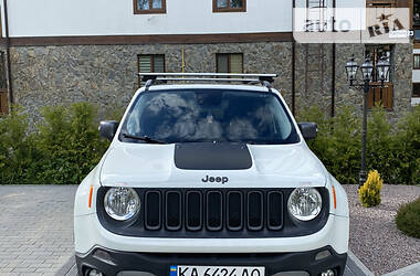 Внедорожник / Кроссовер Jeep Renegade 2015 в Киеве