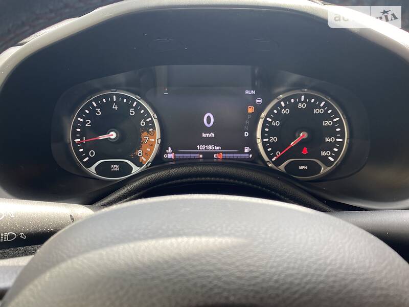 Позашляховик / Кросовер Jeep Renegade 2015 в Дніпрі