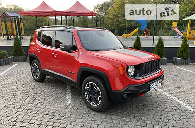 Внедорожник / Кроссовер Jeep Renegade 2015 в Черновцах