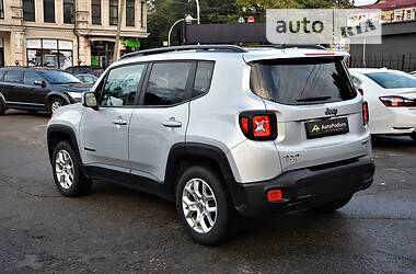 Внедорожник / Кроссовер Jeep Renegade 2017 в Киеве