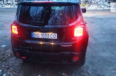 Внедорожник / Кроссовер Jeep Renegade 2016 в Тернополе