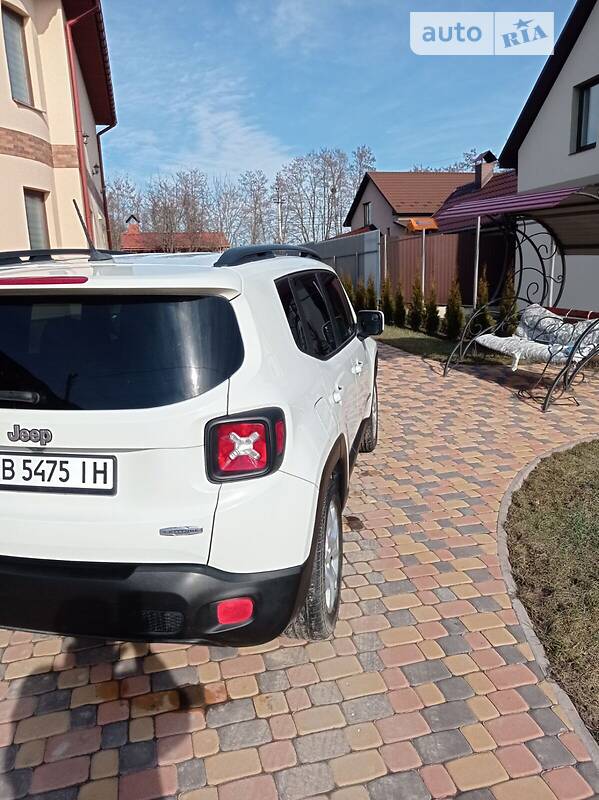 Внедорожник / Кроссовер Jeep Renegade 2017 в Виннице