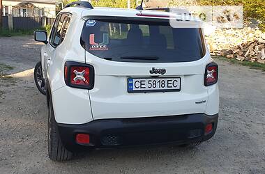 Внедорожник / Кроссовер Jeep Renegade 2017 в Черновцах