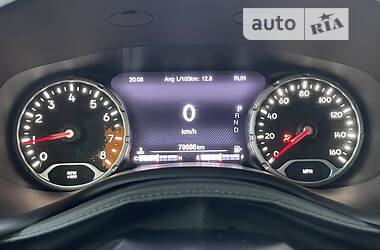 Внедорожник / Кроссовер Jeep Renegade 2016 в 