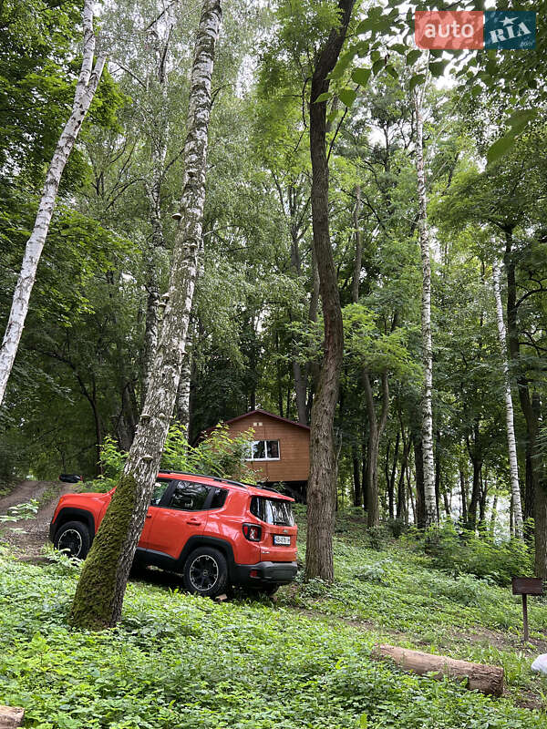 Позашляховик / Кросовер Jeep Renegade 2015 в Вінниці