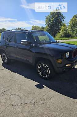 Позашляховик / Кросовер Jeep Renegade 2016 в Володимир-Волинському