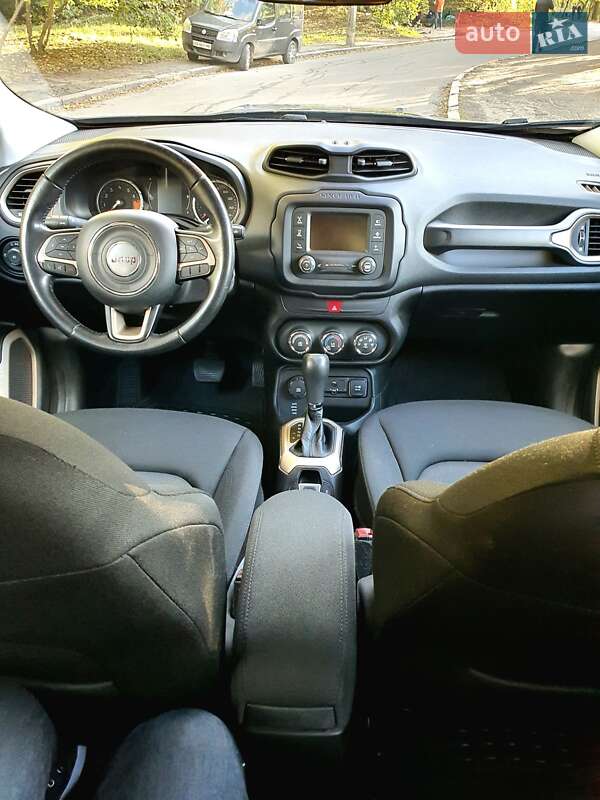 Позашляховик / Кросовер Jeep Renegade 2016 в Києві