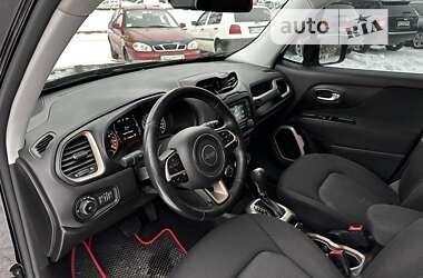 Позашляховик / Кросовер Jeep Renegade 2015 в Львові