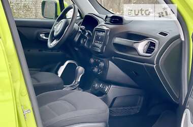 Внедорожник / Кроссовер Jeep Renegade 2018 в 