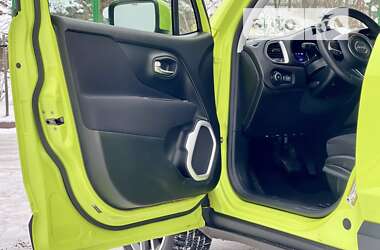 Внедорожник / Кроссовер Jeep Renegade 2018 в 