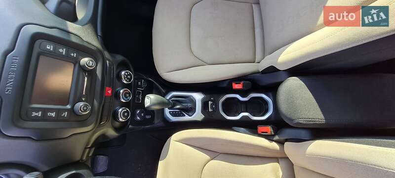 Позашляховик / Кросовер Jeep Renegade 2015 в Харкові