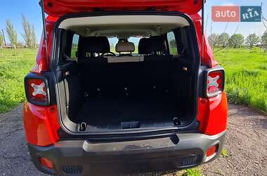 Внедорожник / Кроссовер Jeep Renegade 2015 в Харькове