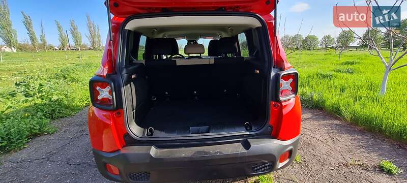 Позашляховик / Кросовер Jeep Renegade 2015 в Харкові