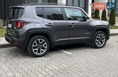 Внедорожник / Кроссовер Jeep Renegade 2017 в Черновцах