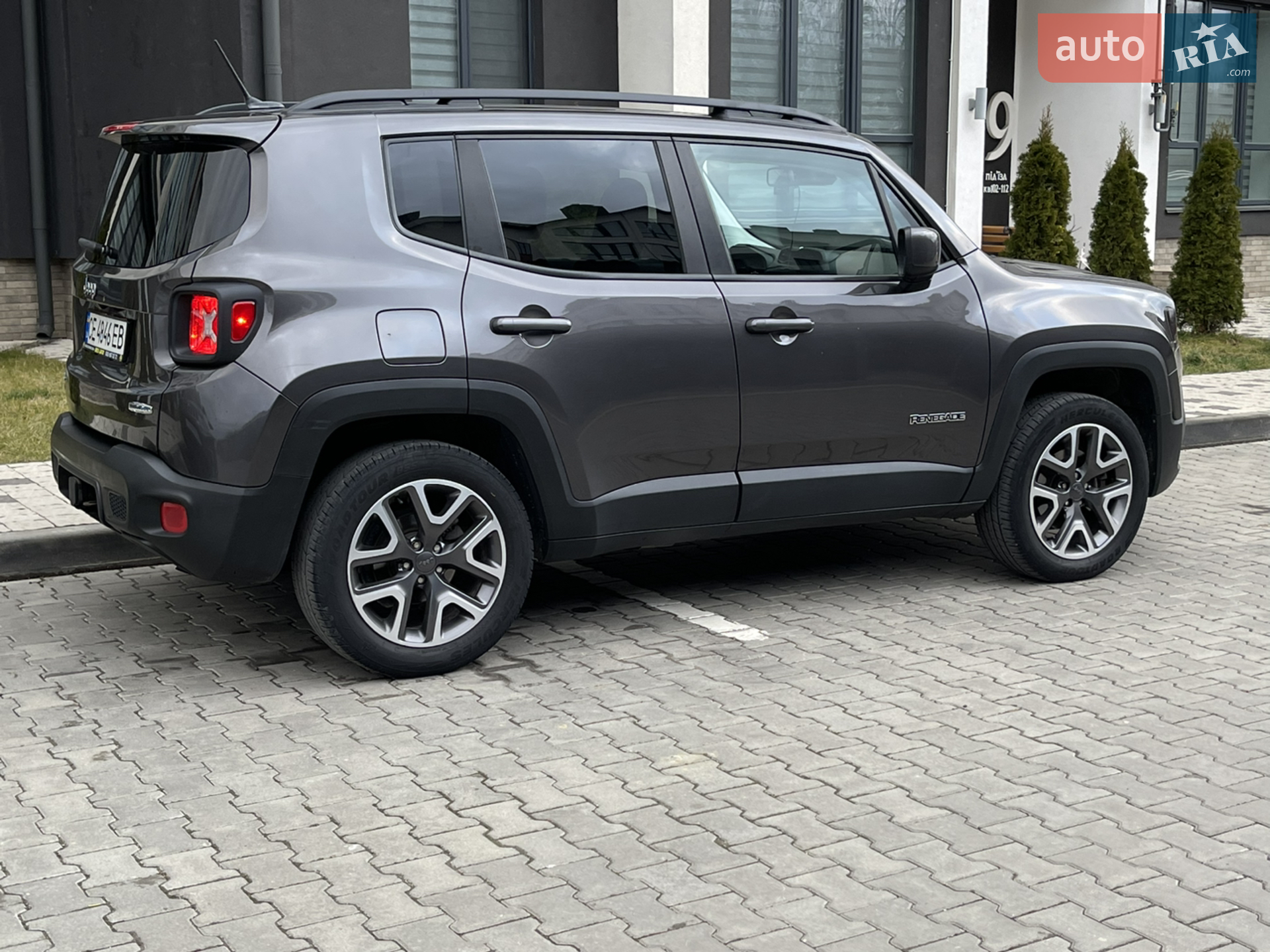 2017 Jeep Renegade - мініатюра 11