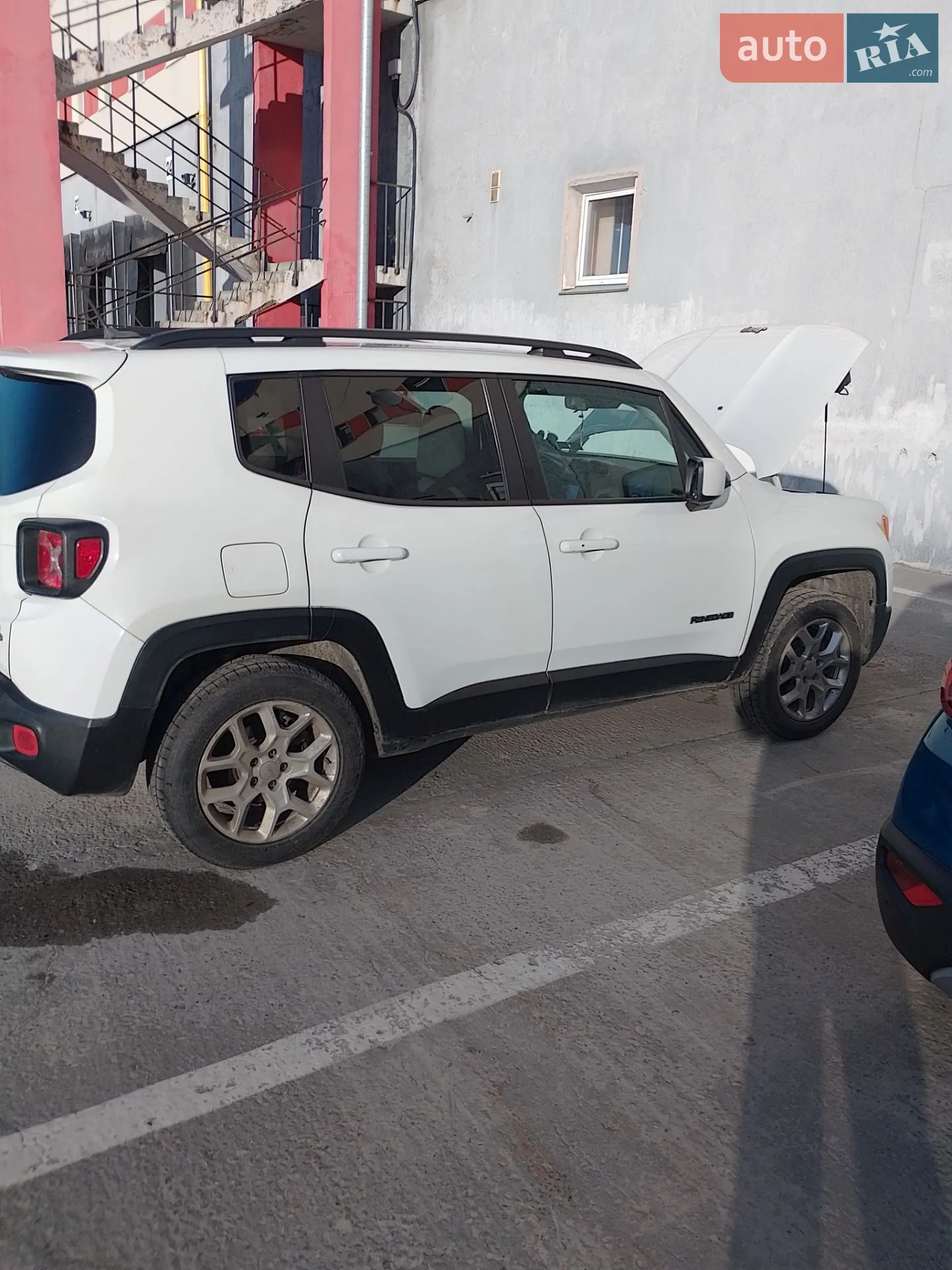 2015 Jeep Renegade - мініатюра 12