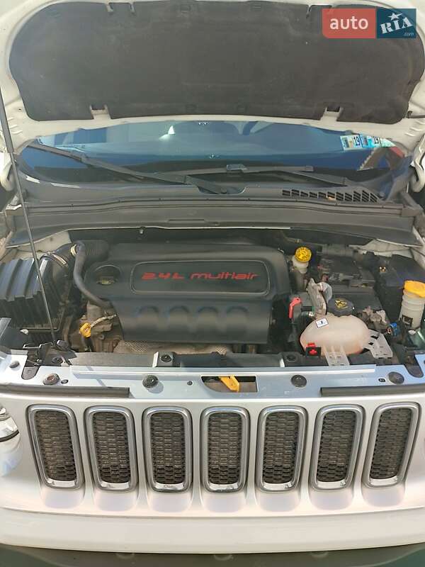 Внедорожник / Кроссовер Jeep Renegade 2015 в Борисполе