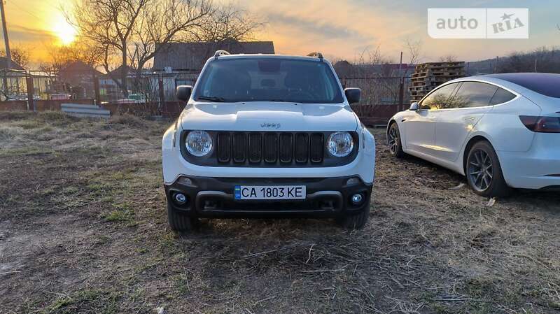 Внедорожник / Кроссовер Jeep Renegade 2018 в Смеле