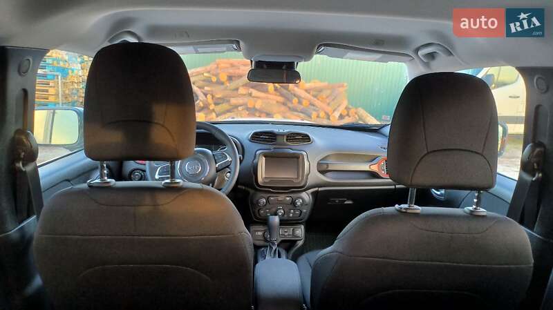 Внедорожник / Кроссовер Jeep Renegade 2018 в Смеле