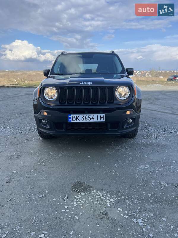 Внедорожник / Кроссовер Jeep Renegade 2016 в Ровно