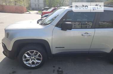 Внедорожник / Кроссовер Jeep Renegade 2015 в Сумах