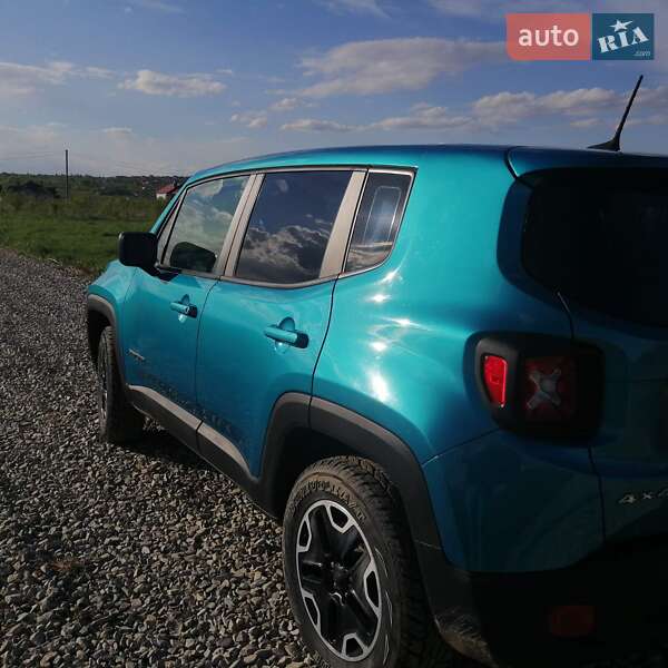 Позашляховик / Кросовер Jeep Renegade 2020 в Івано-Франківську