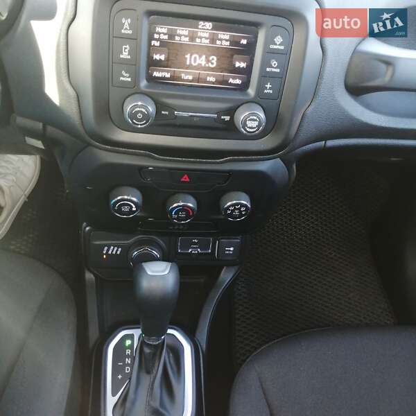 Позашляховик / Кросовер Jeep Renegade 2020 в Івано-Франківську