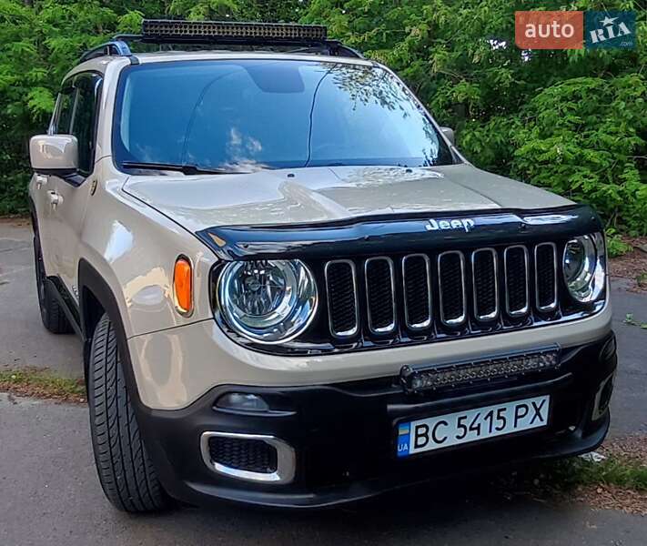 Позашляховик / Кросовер Jeep Renegade 2015 в Трускавці