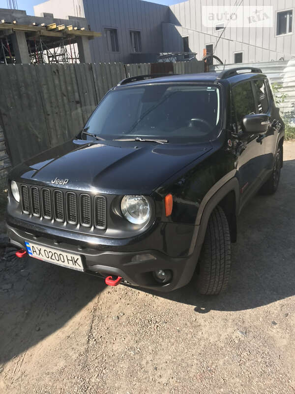 Внедорожник / Кроссовер Jeep Renegade 2016 в Харькове