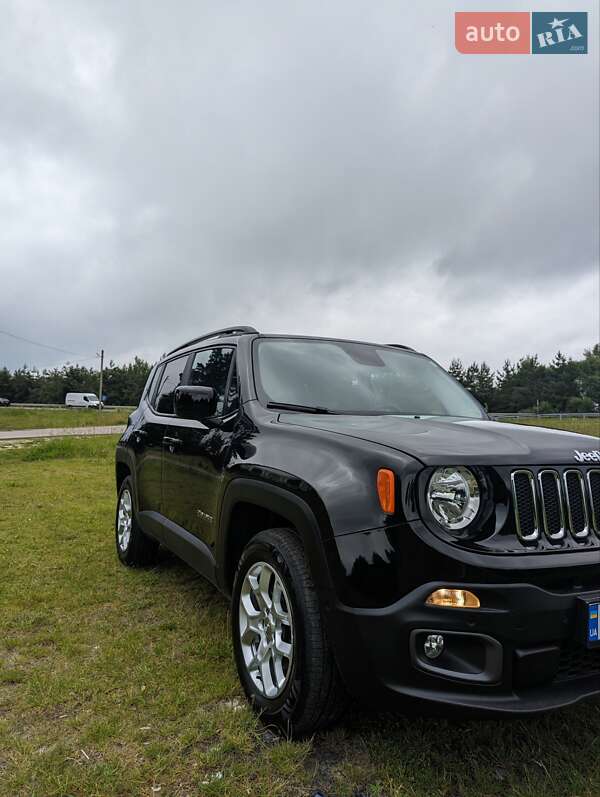 Позашляховик / Кросовер Jeep Renegade 2015 в Києві
