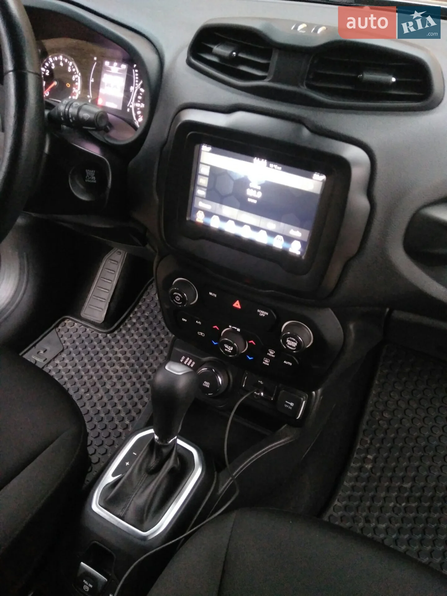 2019 Jeep Renegade - мініатюра 13