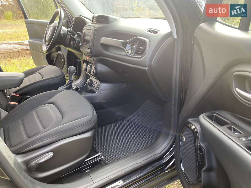 Позашляховик / Кросовер Jeep Renegade 2017 в Полтаві