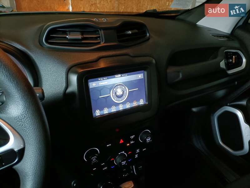 Позашляховик / Кросовер Jeep Renegade 2021 в Василькові