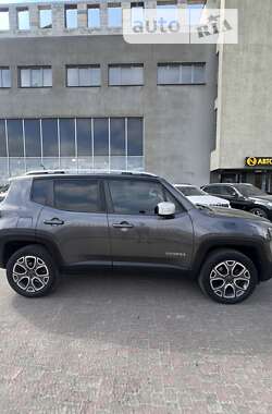 Позашляховик / Кросовер Jeep Renegade 2017 в Івано-Франківську