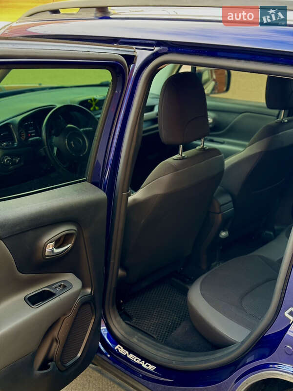 Позашляховик / Кросовер Jeep Renegade 2020 в Вишневому